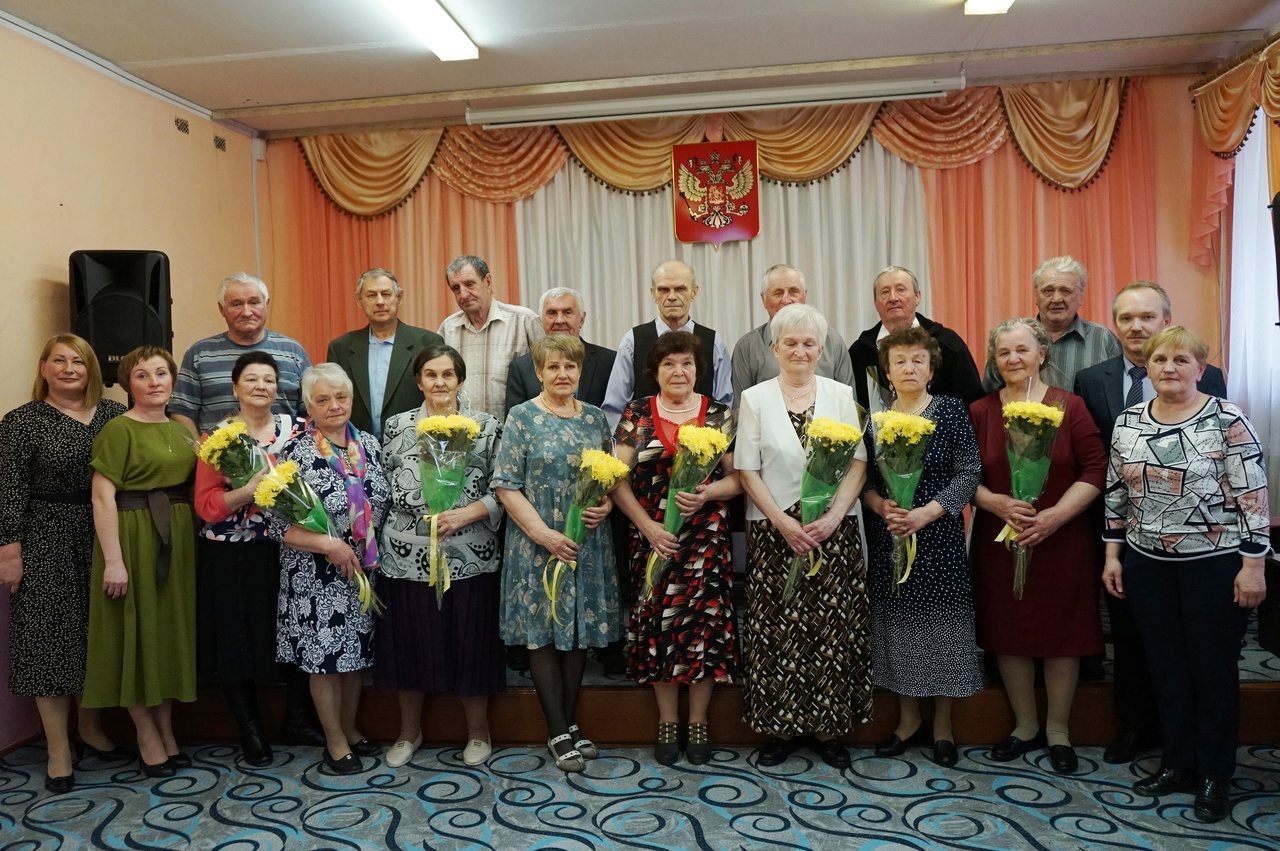 "Семья - любви и верности венец"