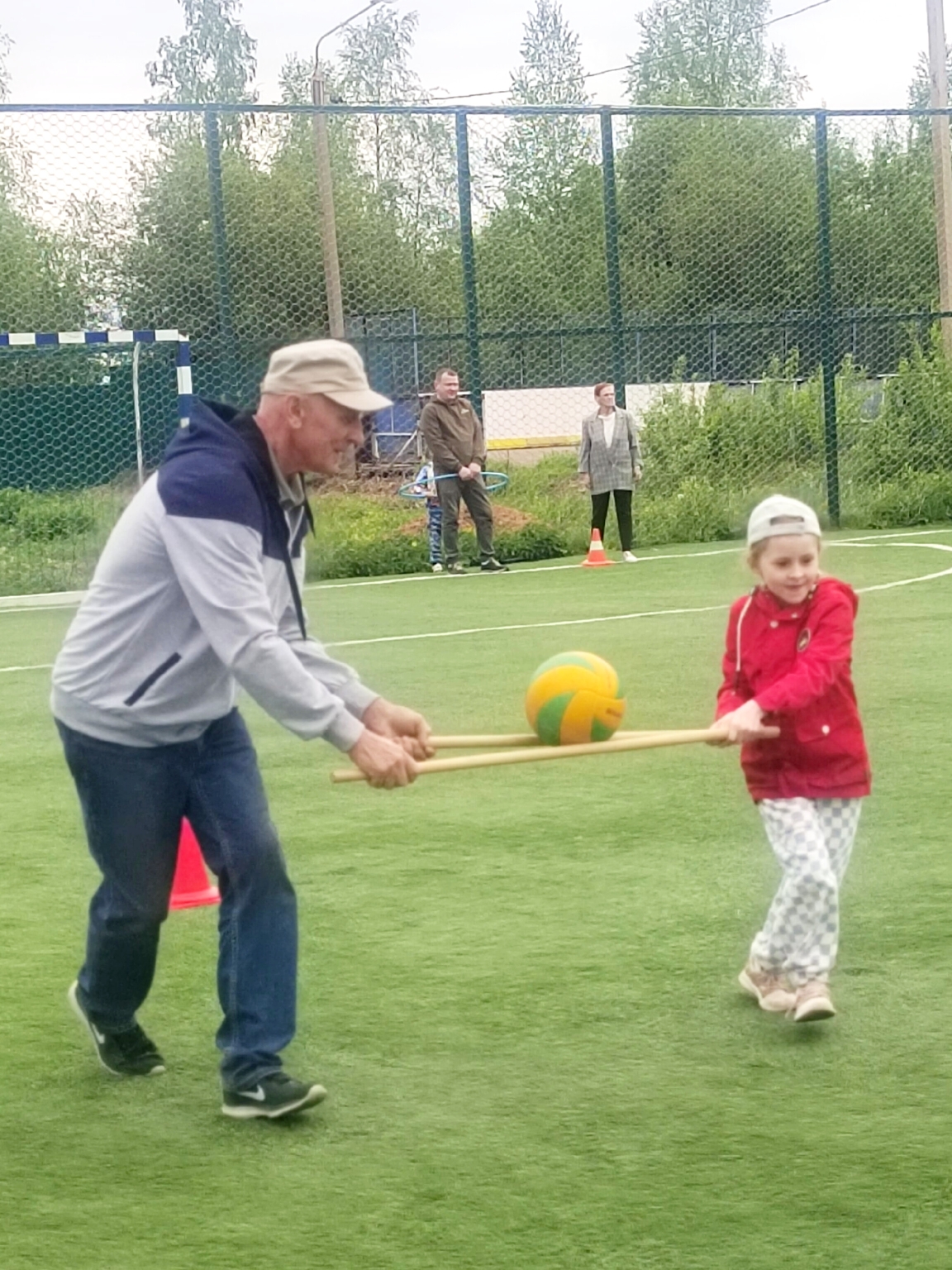 В Центрах общения старшего поколения Вологодской области  отметили День защиты детей вместе с внуками